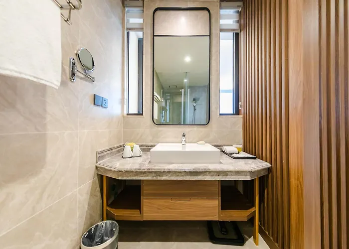 Muong Thanh Luxury Centre 5*